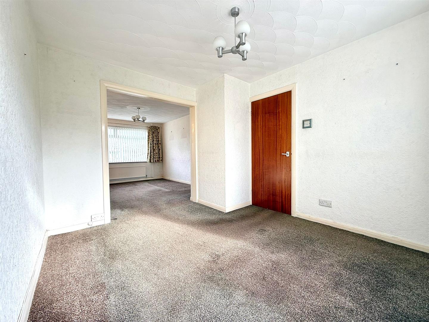 Springfield Avenue, Upper Killay, Swansea, SA2 7HW